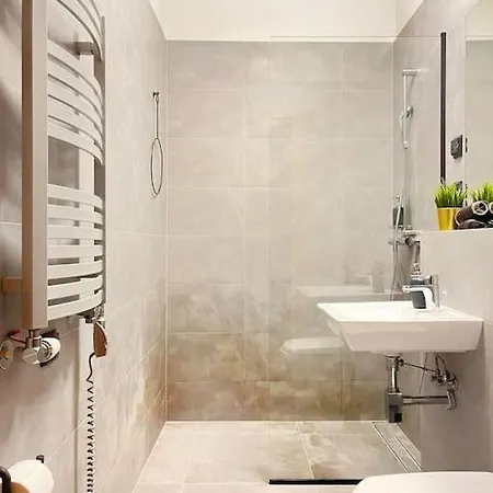 Premium With Balcony And Air Conditioning, Cracow Heart